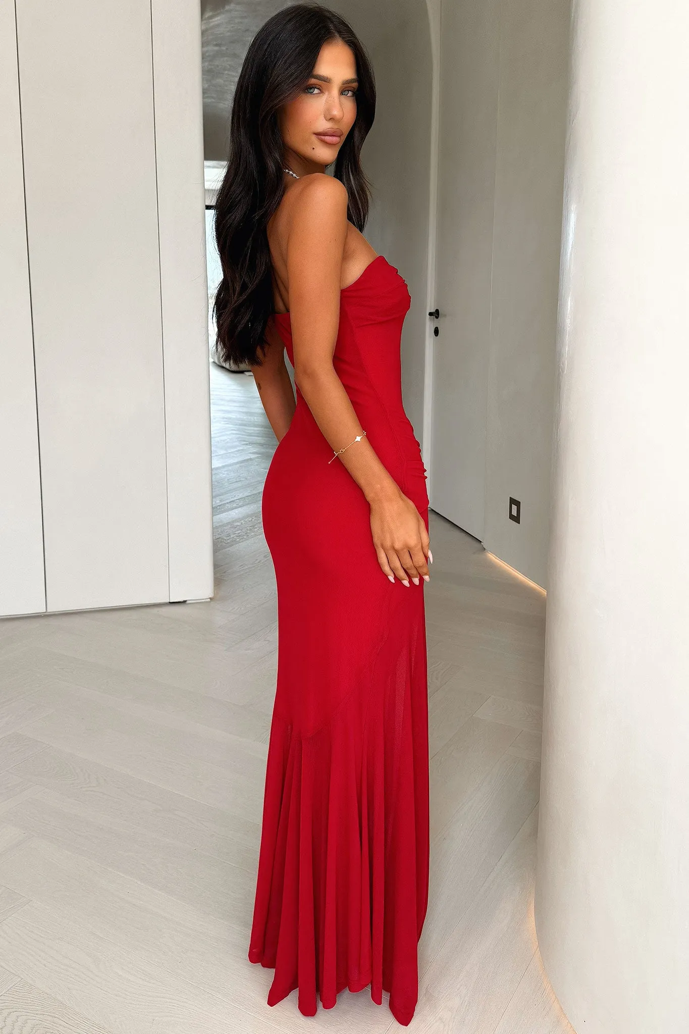Soft Shade Tasmin Maxi Dress - Red