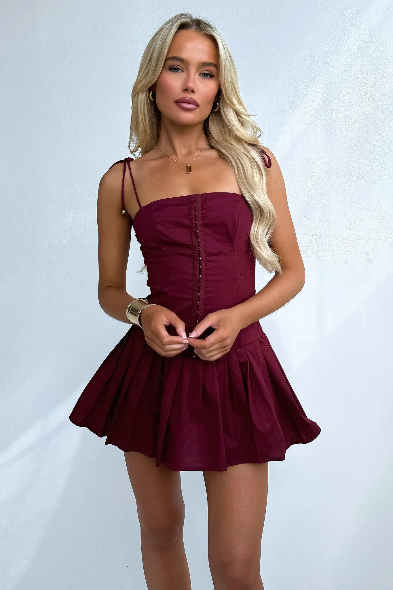 Style Kiss Yaz Pleated Mini Dress - Burgundy