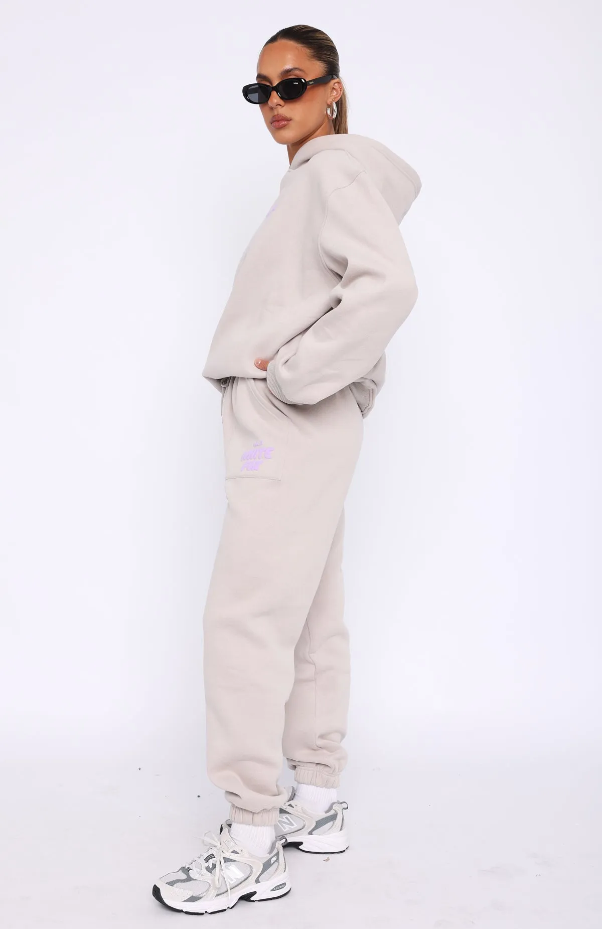 Stylish Cut Offstage Sweatpants Cloud