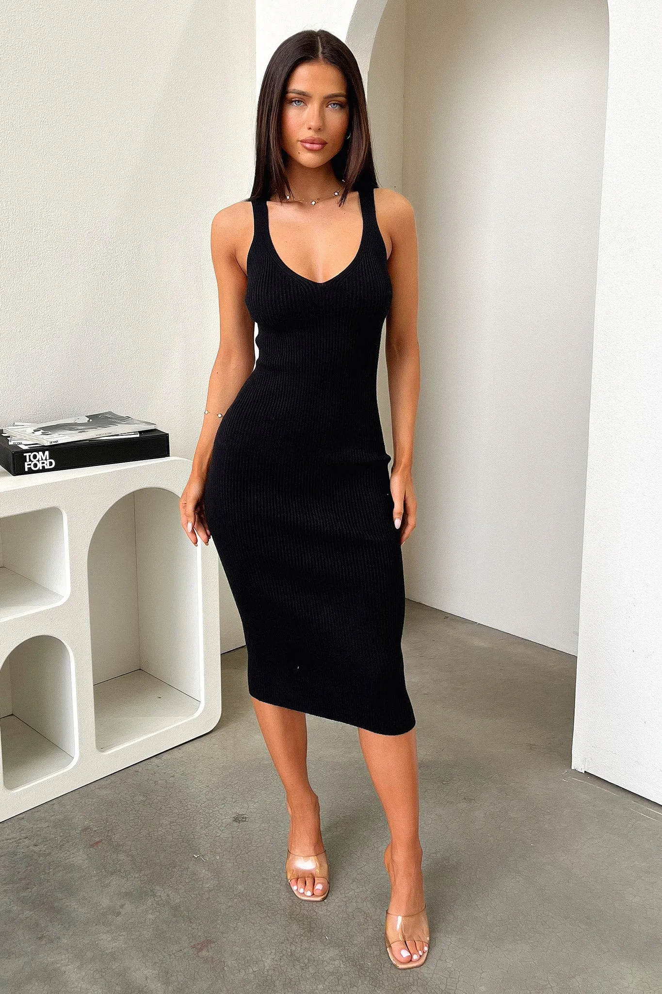 High-Low-Hem Outfit Boost Tamarisa Midi Dress - Black