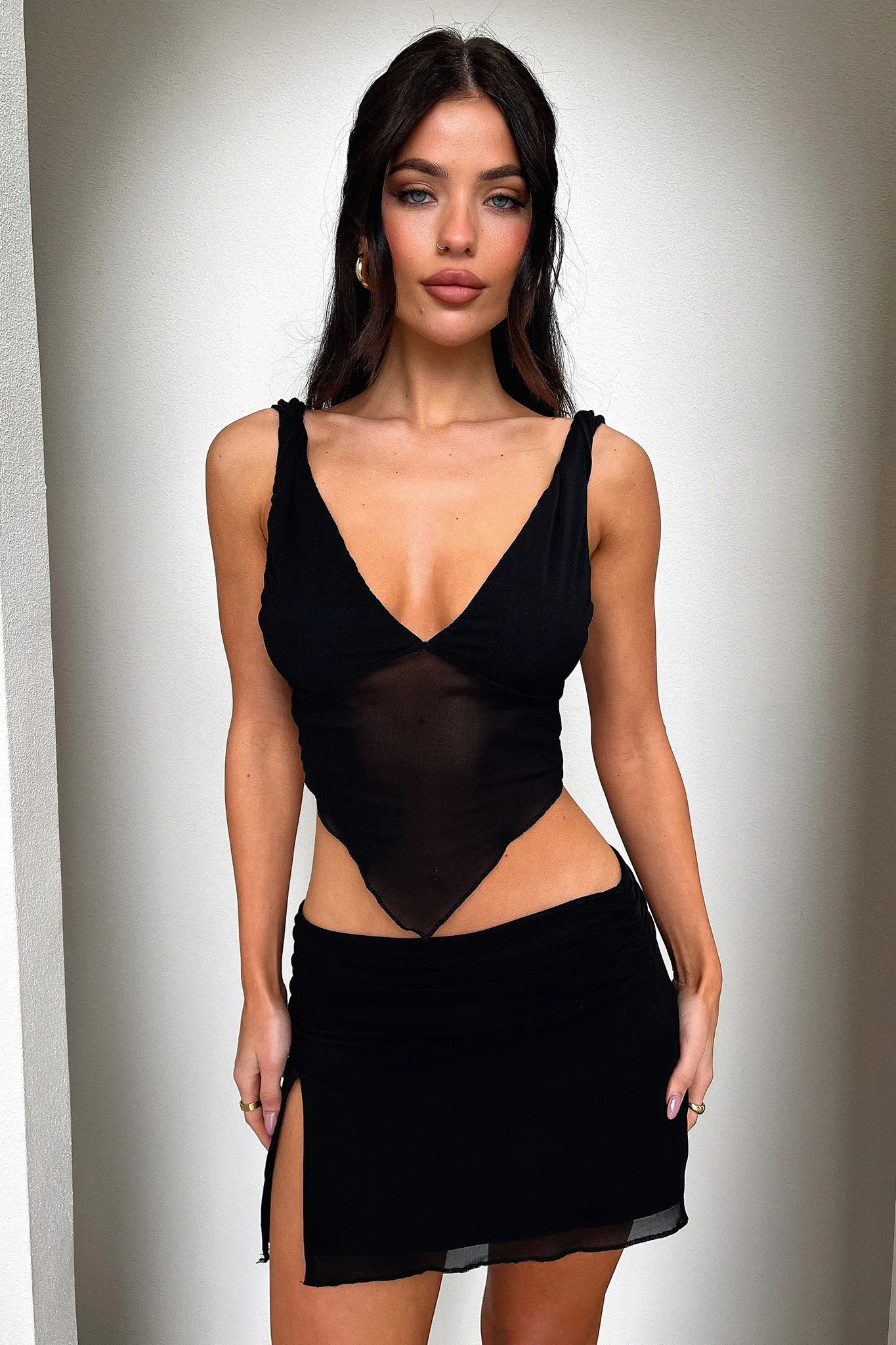 Tanaya Crop - Black Heavy duty construction