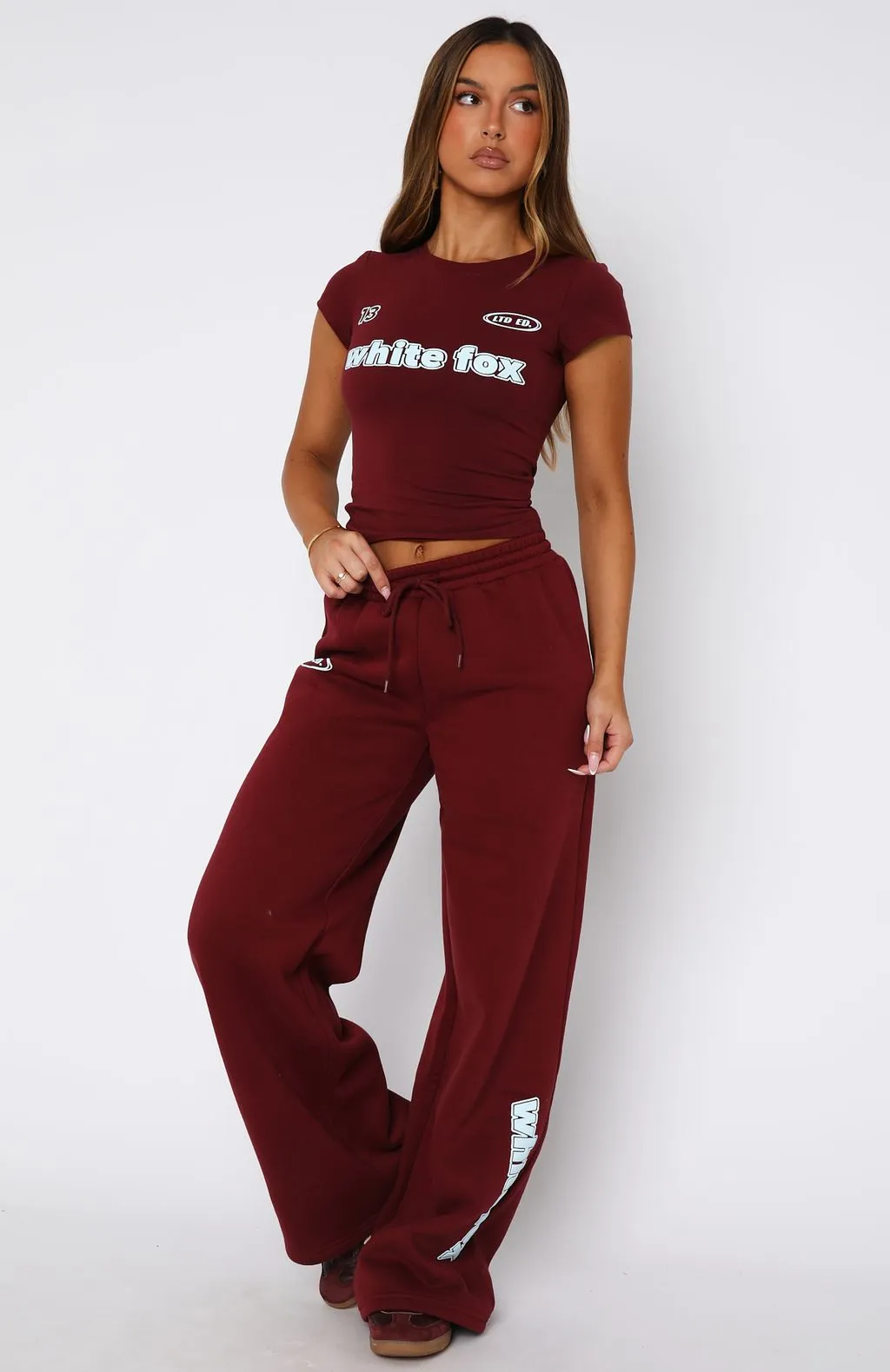 Ultimate Durability Ready To Go Wide Leg Sweatpants Burgundy