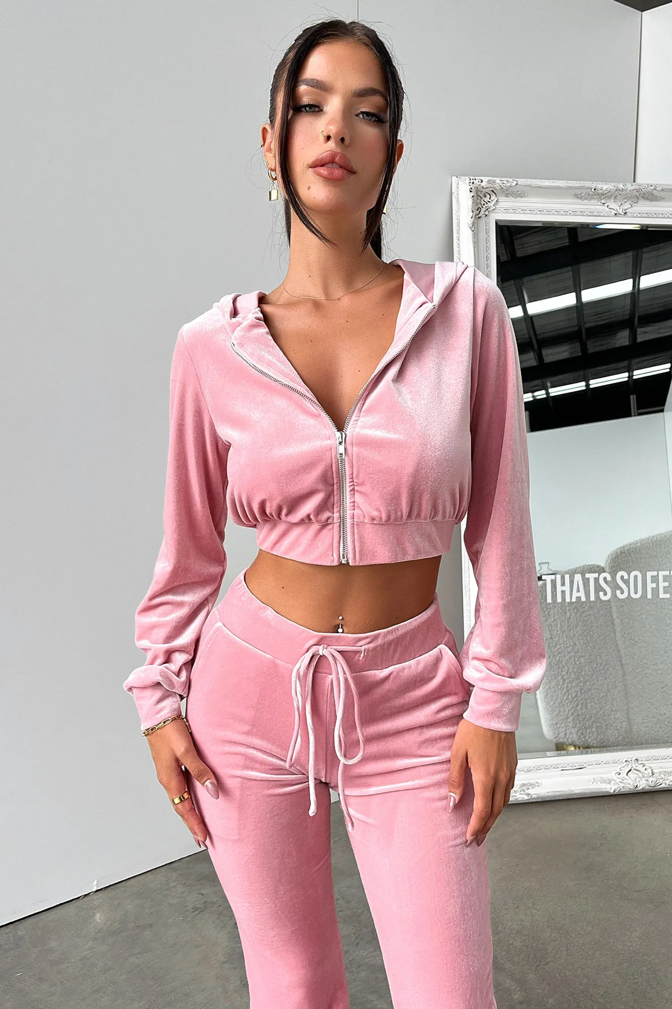 Winter Guard Beba Cropped Hoodie - Pink