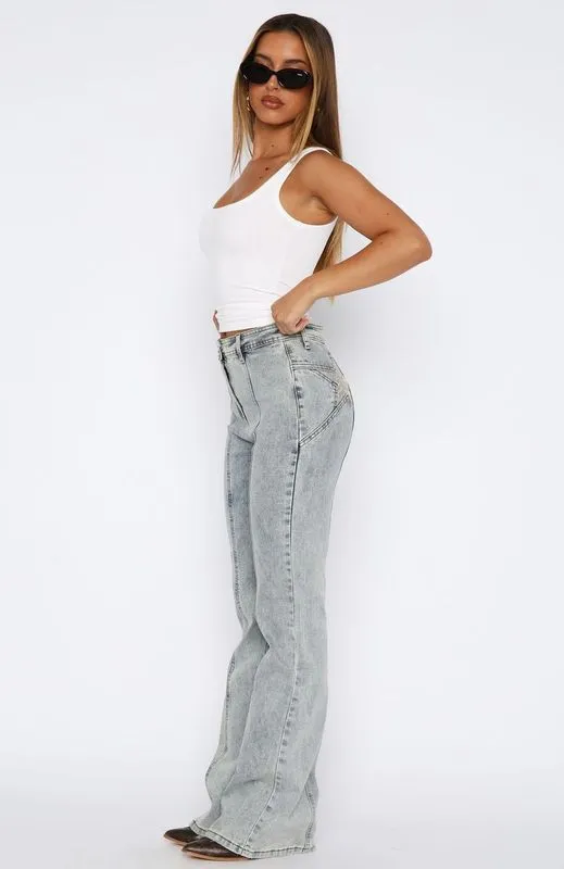 Zoe High Rise Bootleg Jeans Light Blue Acid Loose Breathable